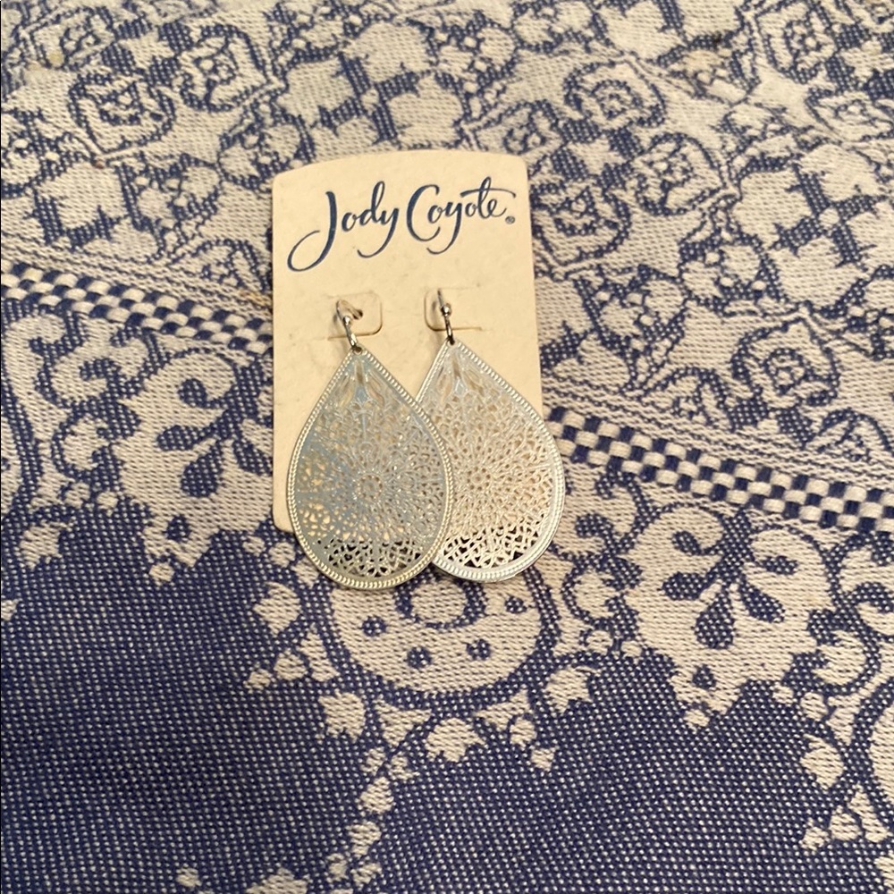 Jody Coyote Silver Teardrop Earrings